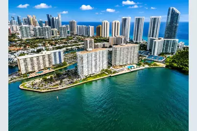 300 Bayview Dr #807, Sunny Isles Beach, FL 33160 - Photo 23