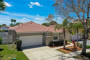 15726 NW 16th Ct, Pembroke Pines, FL 33028 - Photo 9