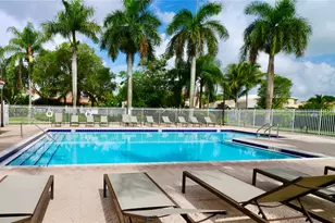15726 NW 16th Ct, Pembroke Pines, FL 33028 - Photo 3