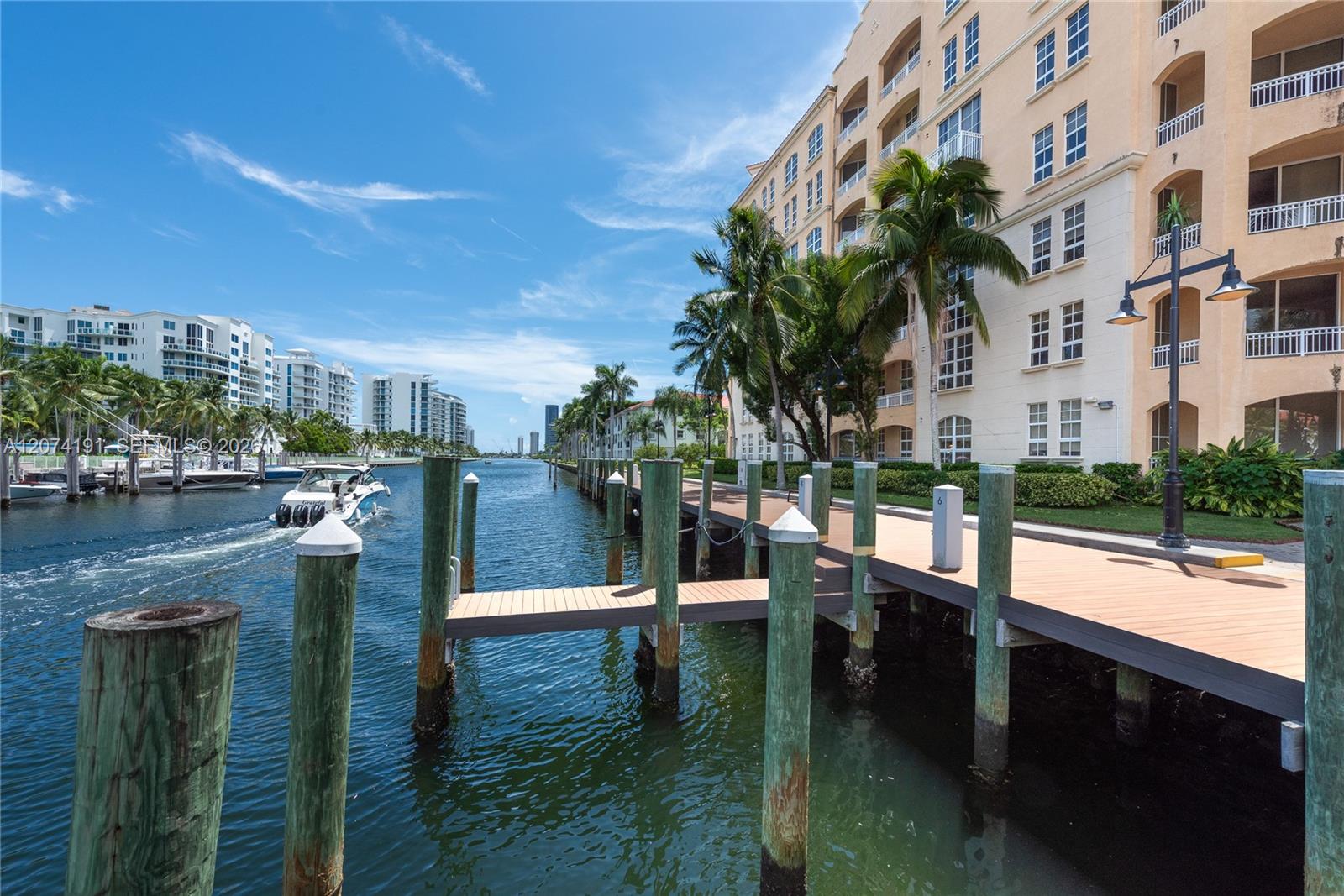3001 NE 185th St #417 - 3001 NE 185th St #417, Aventura, FL 33180 Luxury Property | Jose Angel Pina