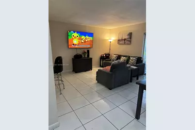 10395 N Kendall Dr #V1, Miami, FL 33176 - Photo 7