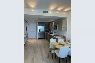 121 NE 34th St #2005, Miami, FL 33137 - Photo 3