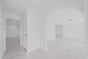 10251 NW 39th Ct, Coral Springs, FL 33065 - Photo 11