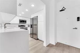 300 Bayview Dr, Sunny Isles Beach, FL 33160 - Photo 3