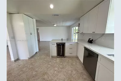 6611 SW 99th Ave, Miami, FL 33173 - Photo 21