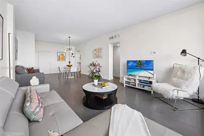 90 Edgewater Dr #PH11, Coral Gables, FL 33133 - Photo 7