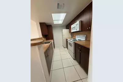 3228 Coral Lake Dr #3228, Coral Springs, FL 33065 - Photo 11