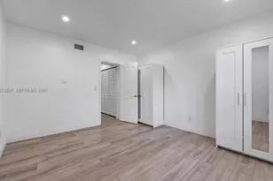 8550 Byron Ave, Miami Beach, FL 33141 - Photo 7