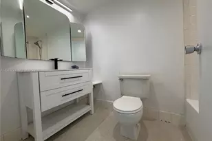 900 Bay Dr, Miami Beach, FL 33141 - Photo 7