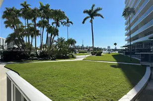 900 Bay Dr, Miami Beach, FL 33141 - Photo 17