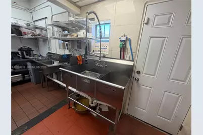 Restaurant E For Sale, Hialeah, FL 33010 - Photo 13