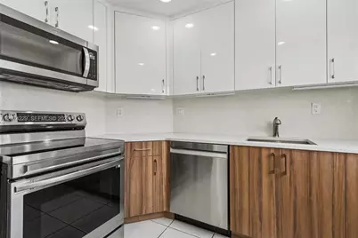 5118 NW 115th Ct, Doral, FL 33178 - Photo 5