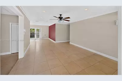 26201 SW 125th Ave, Homestead, FL 33032 - Photo 5