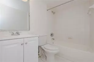 975 NE 34th Ave, Homestead, FL 33033 - Photo 19