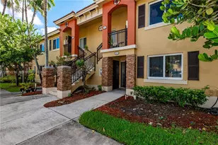 975 NE 34th Ave, Homestead, FL 33033 - Photo 1