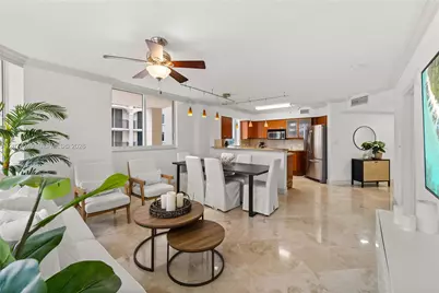 2011 N Ocean Blvd #401, Fort Lauderdale, FL 33305 - Photo 7