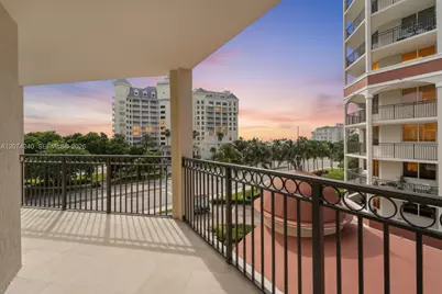 2011 N Ocean Blvd #401, Fort Lauderdale, FL 33305 - Photo 3