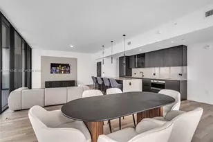 20 NE 11th St, Miami, FL 33132 - Photo 9