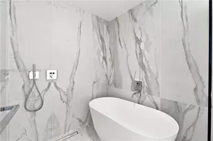 1400 Biscayne Blvd, Miami, FL 33132 - Photo 15