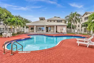 2803 N Oakland Forest Dr, Oakland Park, FL 33309 - Photo 9