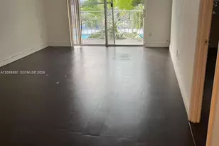 492 NW 165th St Rd, Miami, FL 33169 - Photo 5