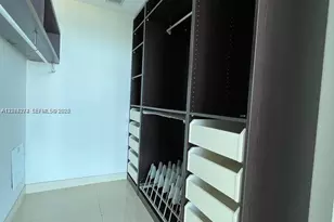 888 Biscayne Blvd, Miami, FL 33132 - Photo 11