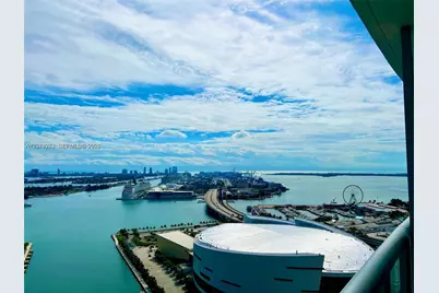 888 Biscayne Blvd #3110, Miami, FL 33132 - Photo 13