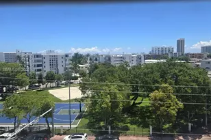 8024 Tatum Waterway Dr, Miami Beach, FL 33141 - Photo 9
