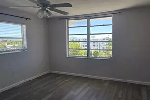 8024 Tatum Waterway Dr, Miami Beach, FL 33141 - Photo 11