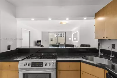 465 Ocean Dr #512, Miami Beach, FL 33139 - Photo 33