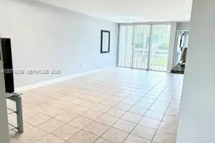 4609 NW 97th Ct, Doral, FL 33178 - Photo 13