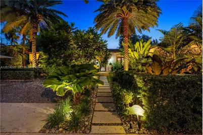 231 Fluvia Ave #-, Coral Gables, FL 33134 - Photo 3
