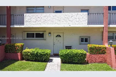 300 S Hollybrook Dr #105, Pembroke Pines, FL 33025 - Photo 1