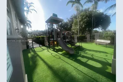 3372 NE 11th Dr #3372, Homestead, FL 33033 - Photo 23