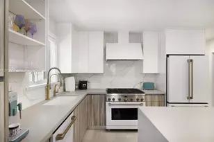 1353 Van Buren St, Hollywood, FL 33019 - Photo 9