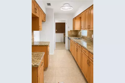 539 Sabal Palm Dr, Lake Park, FL 33403 - Photo 5