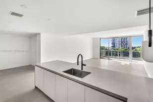 2200 Brickell Ave, Miami, FL 33129 - Photo 11