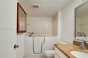 1400 SW 131st Way, Pembroke Pines, FL 33027 - Photo 11