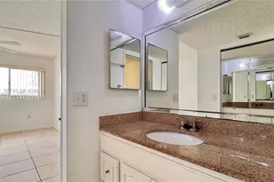 1400 SW 131st Way, Pembroke Pines, FL 33027 - Photo 17
