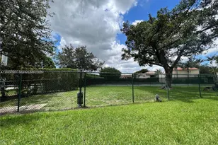 1229 SW 46th Ave, Pompano Beach, FL 33069 - Photo 19