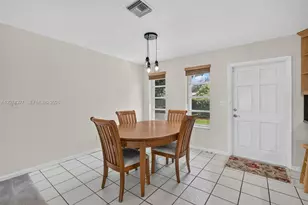 148 SW 126th Ave, Plantation, FL 33325 - Photo 7