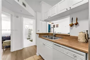 17145 N Bay Rd, Sunny Isles Beach, FL 33160 - Photo 25