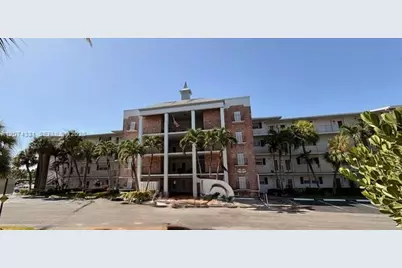 455 Paradise Isle Blvd #109, Hallandale Beach, FL 33009 - Photo 37