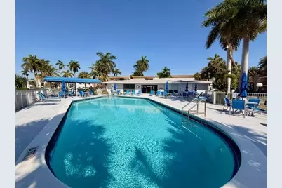 455 Paradise Isle Blvd #109, Hallandale Beach, FL 33009 - Photo 31