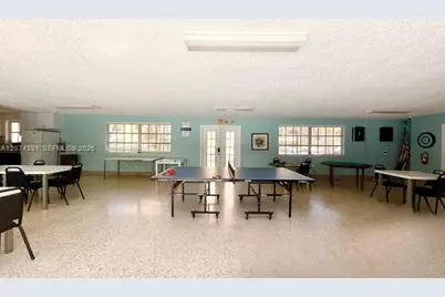 455 Paradise Isle Blvd #109, Hallandale Beach, FL 33009 - Photo 35