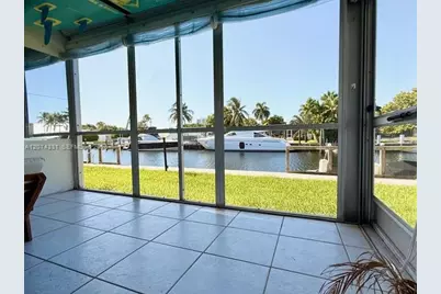 455 Paradise Isle Blvd #109, Hallandale Beach, FL 33009 - Photo 27