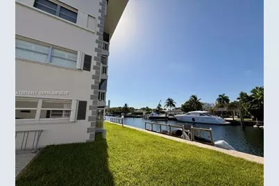 455 Paradise Isle Blvd #109, Hallandale Beach, FL 33009 - Photo 41