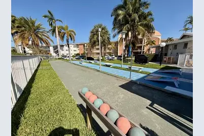 455 Paradise Isle Blvd #109, Hallandale Beach, FL 33009 - Photo 33