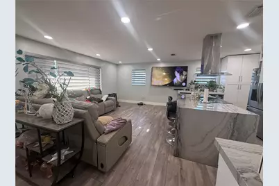 1201 N 70th Way, Hollywood, FL 33024 - Photo 7