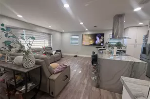 1201 N 70th Way, Hollywood, FL 33024 - Photo 7
